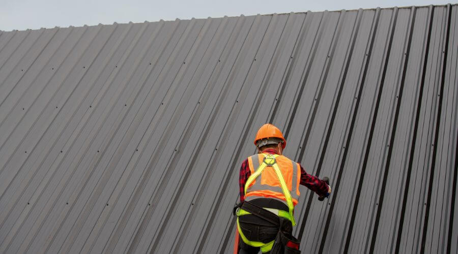 Expert Emergency Roof Repairs services in Dinuba, CA